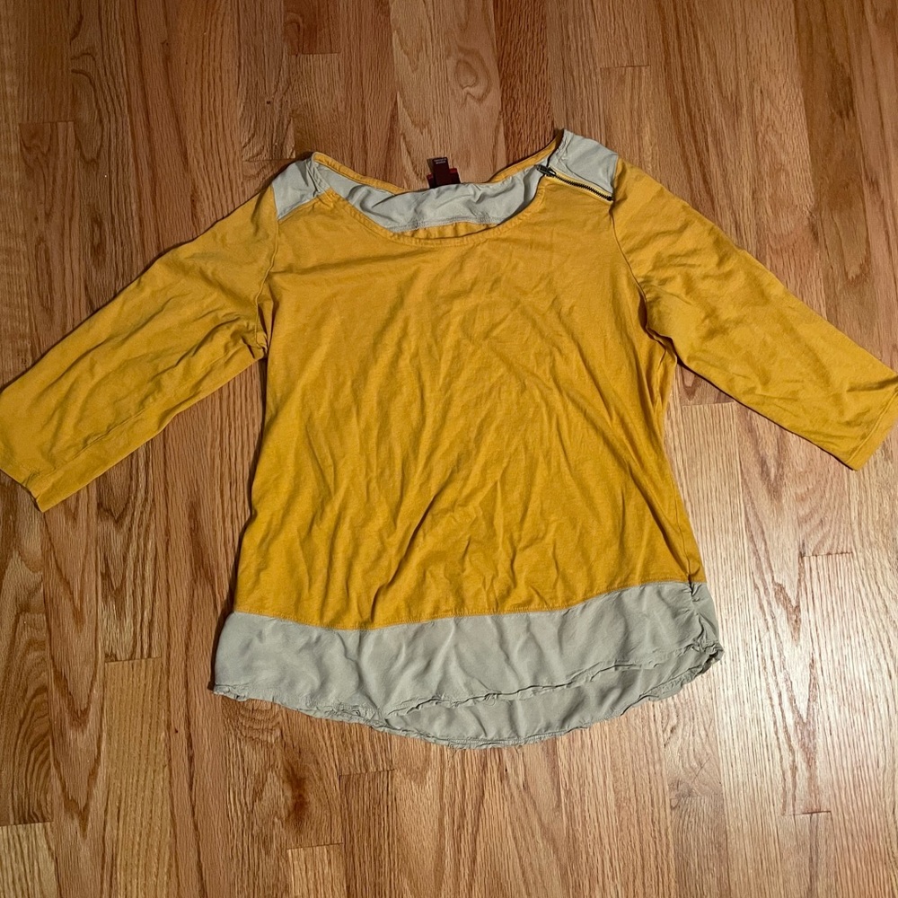 Merona xxl yellow and tan 3/4 sleeve t-shirt